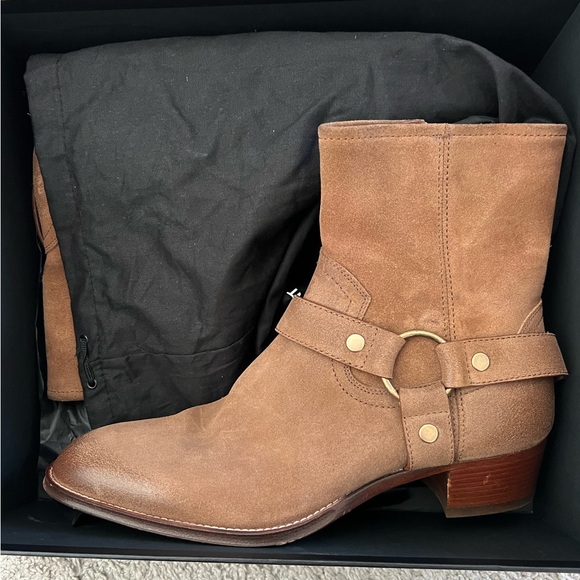 Saint Laurent Wyatt 44 - Picture 1 of 6